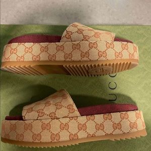 Gucci slides
